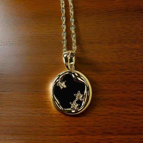 Gold Round Black Jade Three Stars Pendant Necklace - Picture 8 of 14